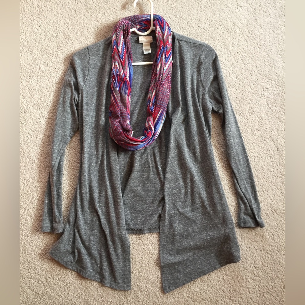 Cardigan sweater